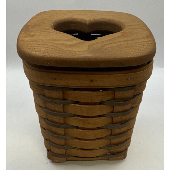 Longaberger Other - Vintage longaberger heart tissue Basket 1999 with lid 7.5 in  signed JRS 1992